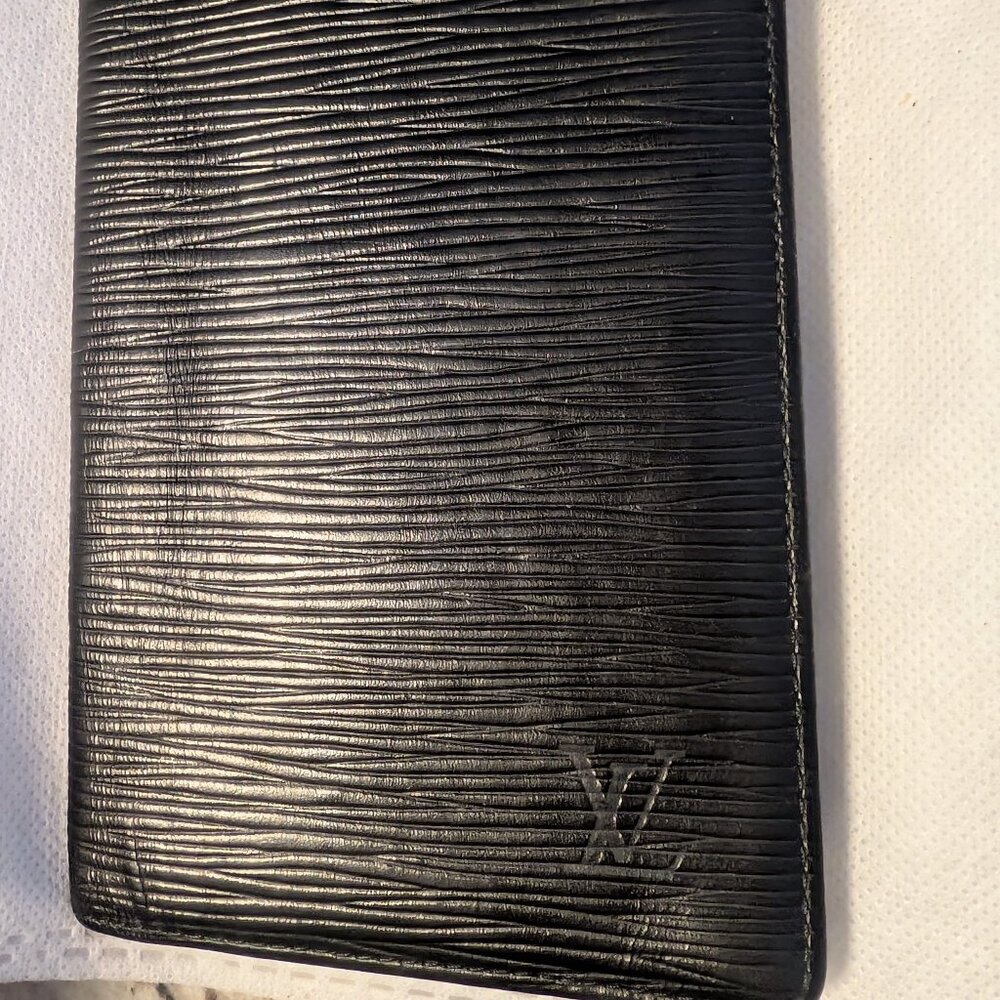 Louis Vuitton Vintage Epi Leather Brazza Wallet (Preloved, Great Project Piece!)